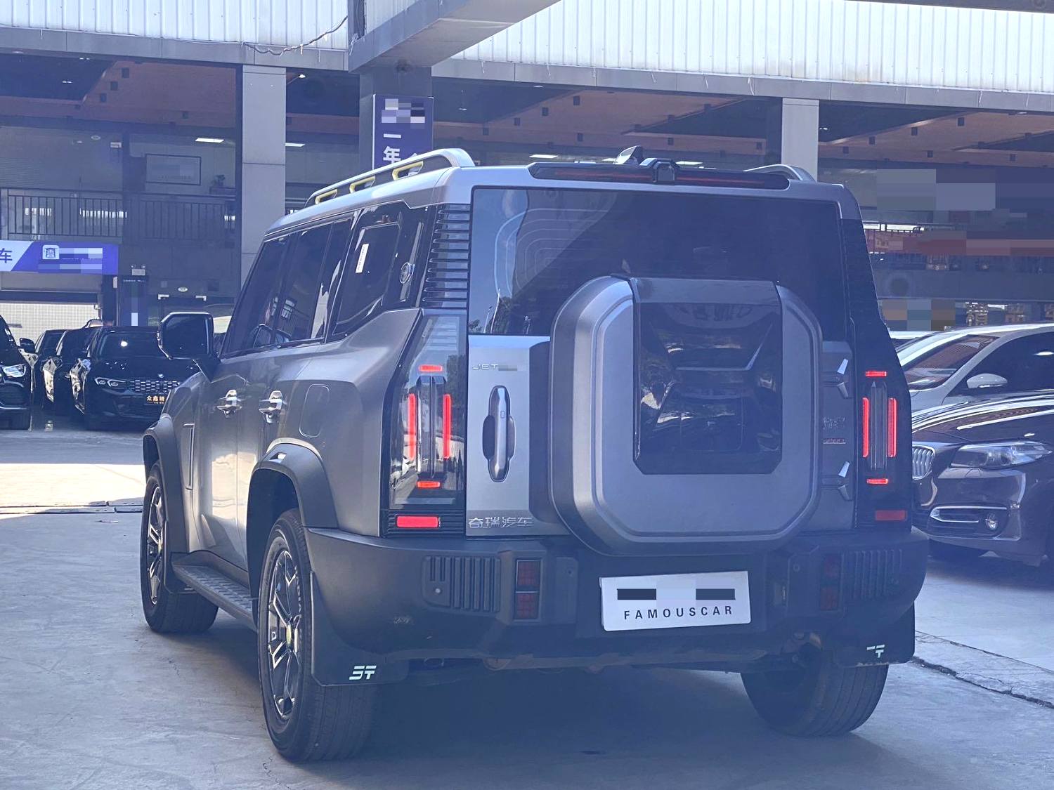 JETOUR 2023 Traveler 2.0T 4WD Crossover PRO Automatic Transmission