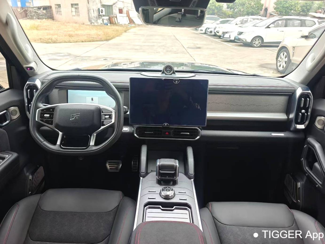 JETOUR 2023 Traveler 2.0T 4WD Crossover PRO Automatic Transmission