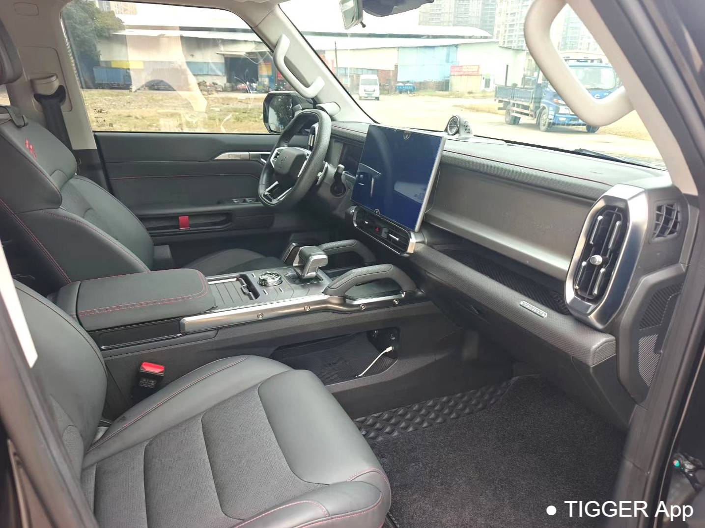 JETOUR 2023 Traveler 2.0T 4WD Crossover PRO Automatic Transmission