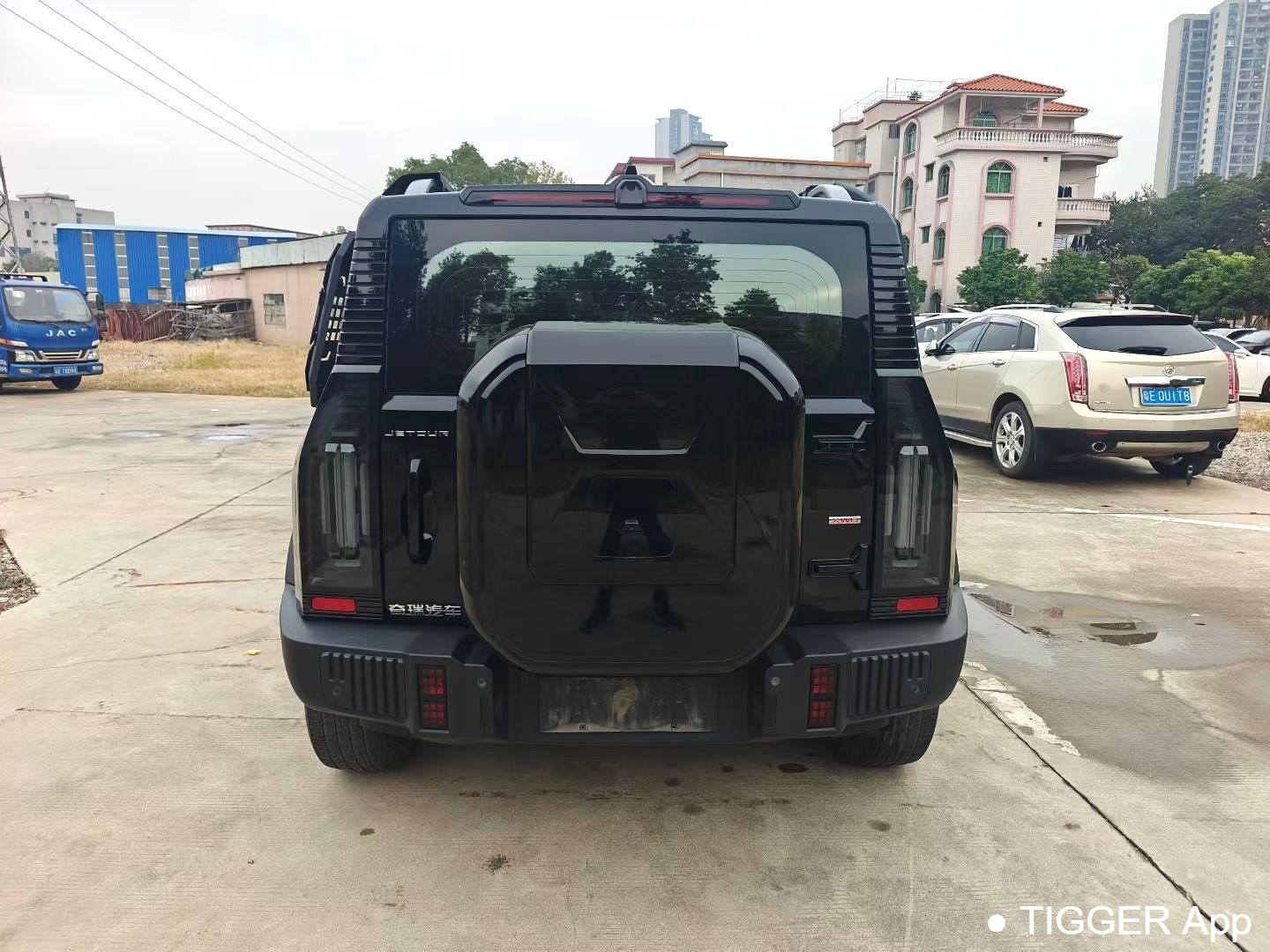 JETOUR 2023 Traveler 2.0T 4WD Crossover PRO Automatic Transmission