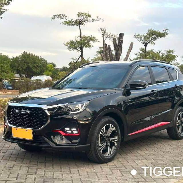 JETOUR 2023 X70 1.5T surpasses PRO version 5-seater automatic transmission Подержанный автомобиль