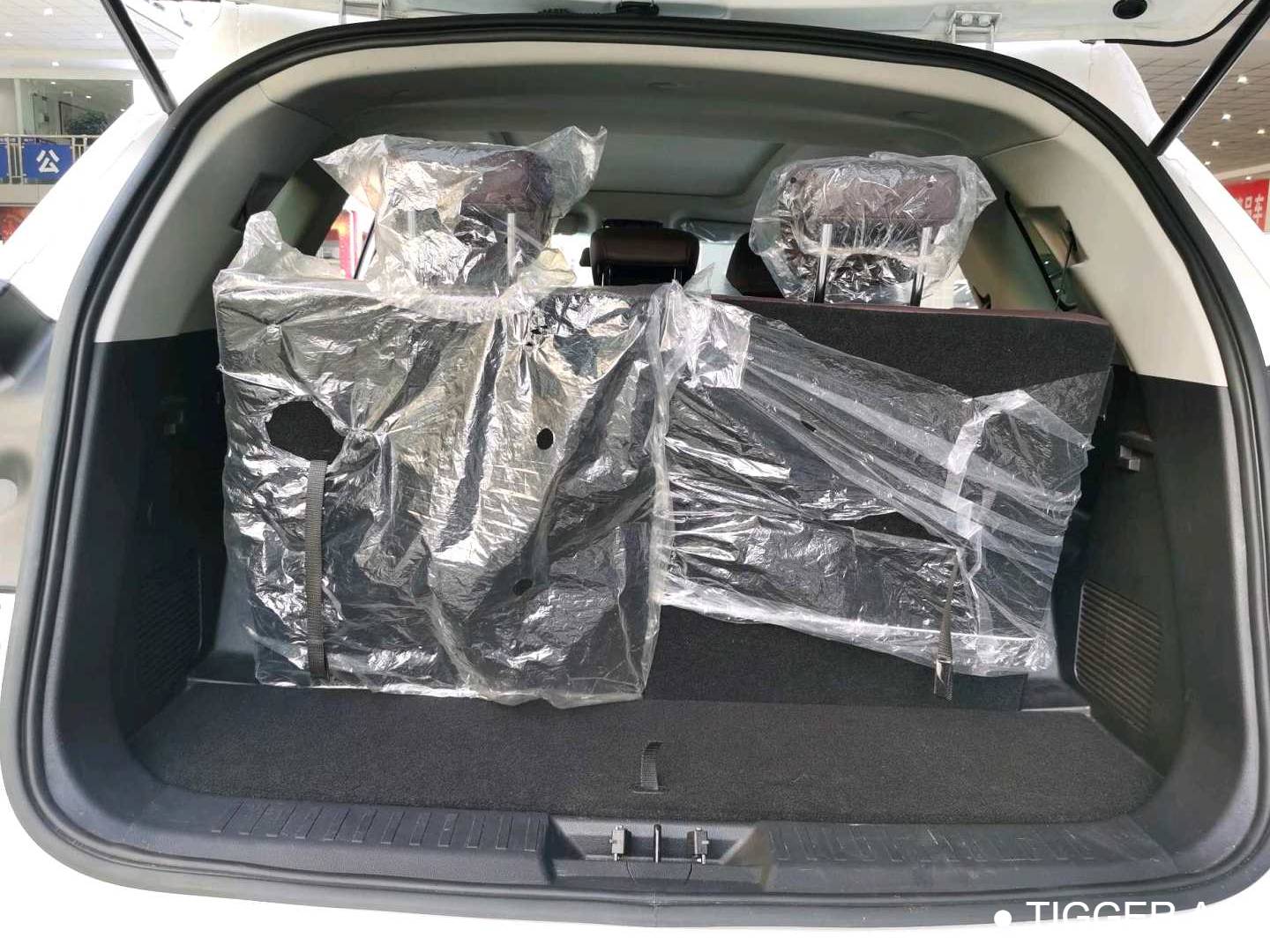 JETOUR 2024 X90 PLUS 1.6TD Villa PRO 7-seater Automatic Transmission