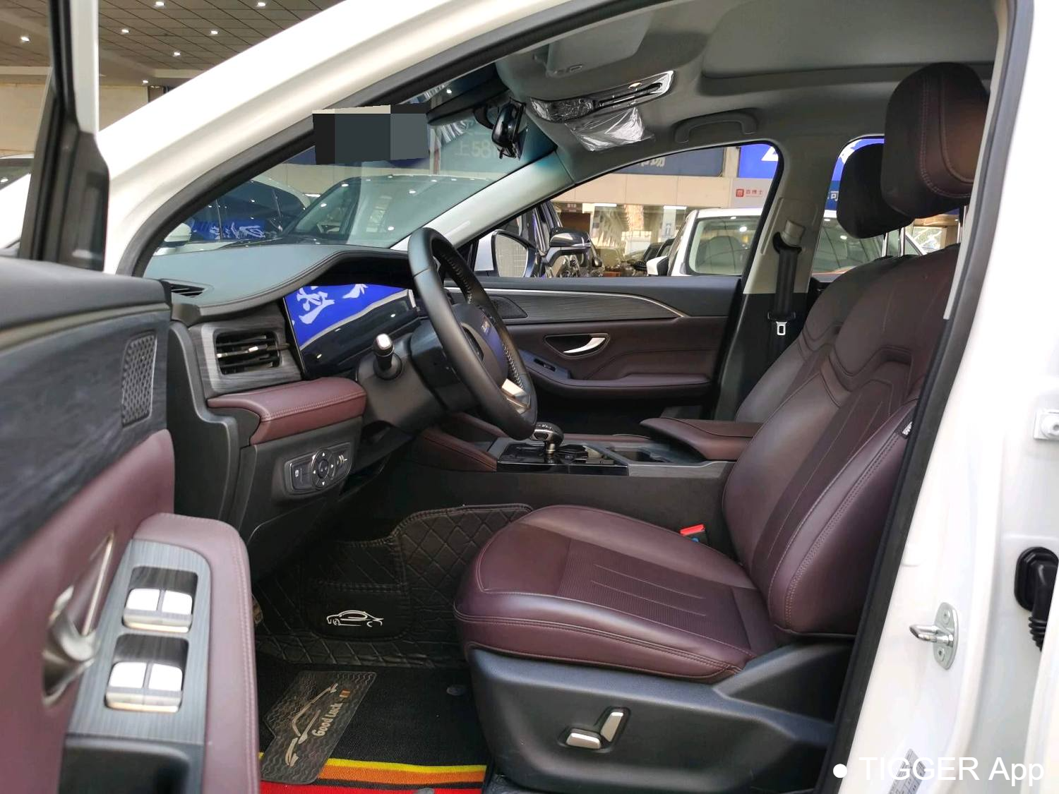 JETOUR 2024 X90 PLUS 1.6TD Villa PRO 7-seater Automatic Transmission