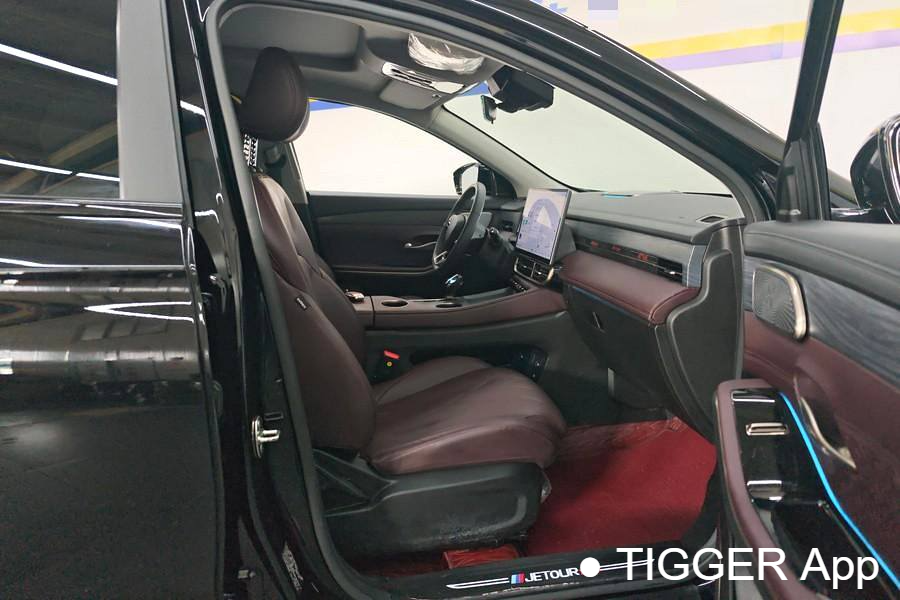 JETOUR 2024 X90 PRO 1.6T Ultimate Edition 5-seater automatic transmission