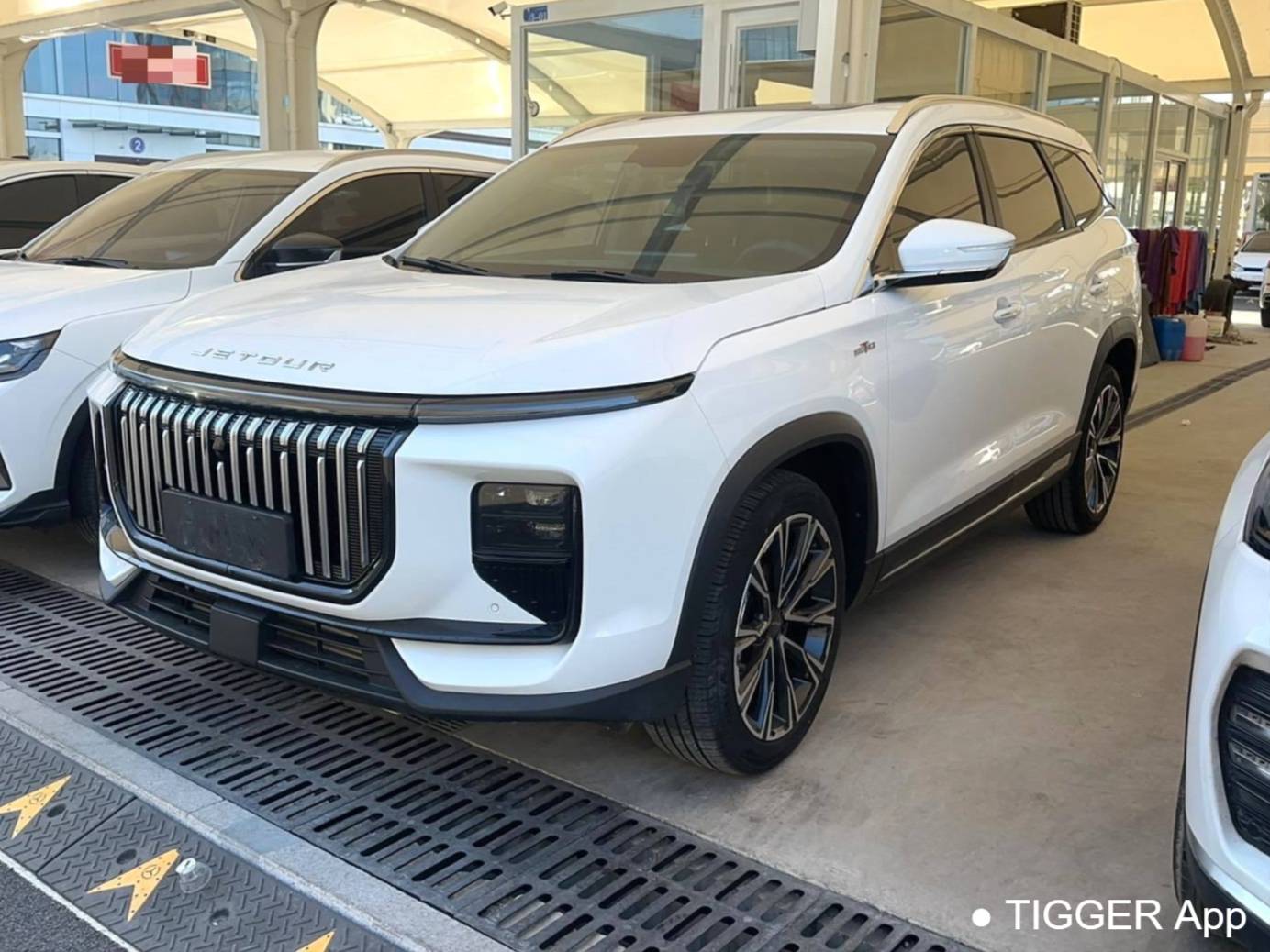 JETOUR 2024 X90 PRO 2.0T Luxury Edition 5-seater automatic transmission