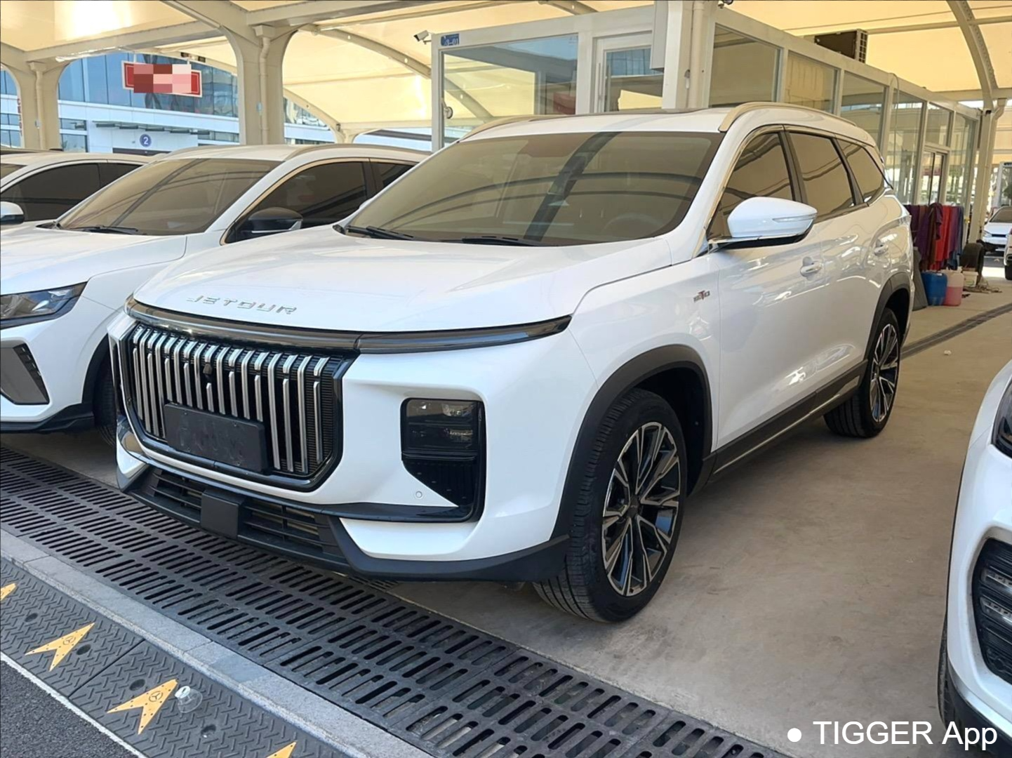 JETOUR 2024 X90 PRO 2.0T Luxury Edition 5-seater automatic transmission