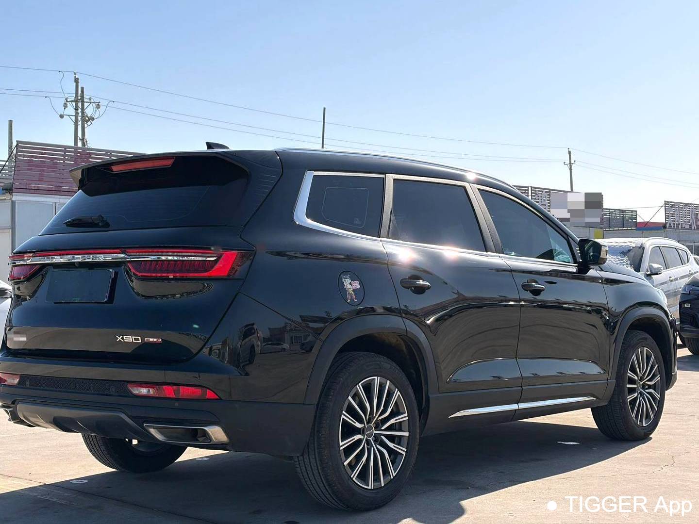 JETOUR 2023 X90 PLUS 1.6TD Villa 7-seater automatic transmission