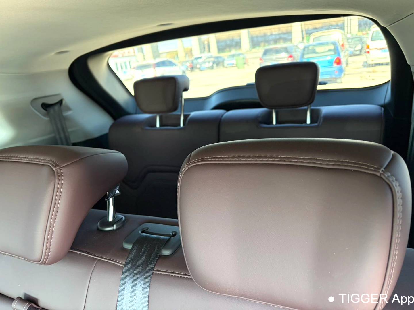 JETOUR 2023 X90 PLUS 1.6TD Villa 7-seater automatic transmission