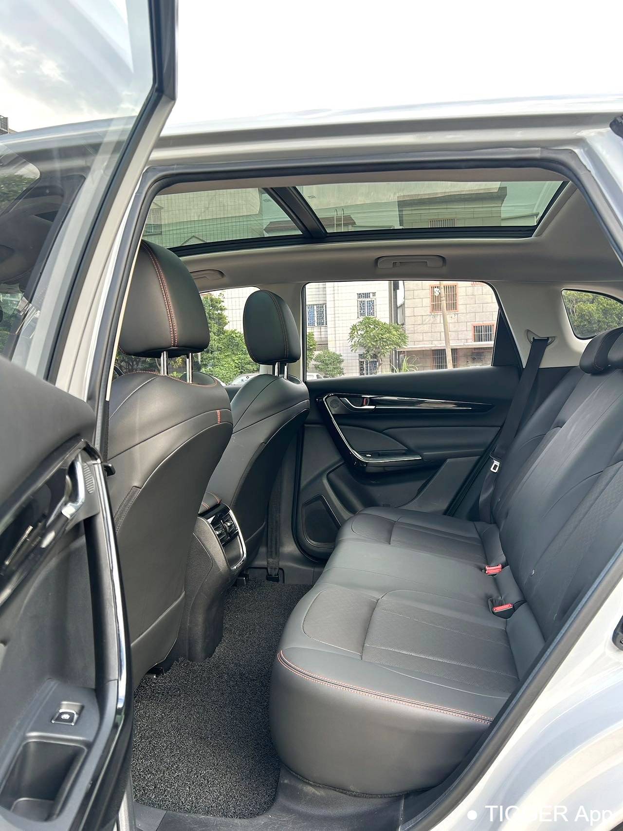 AEOLUS 2022 AX7 PLUS 1.5T Mach Edition DF51 Automatic Transmission