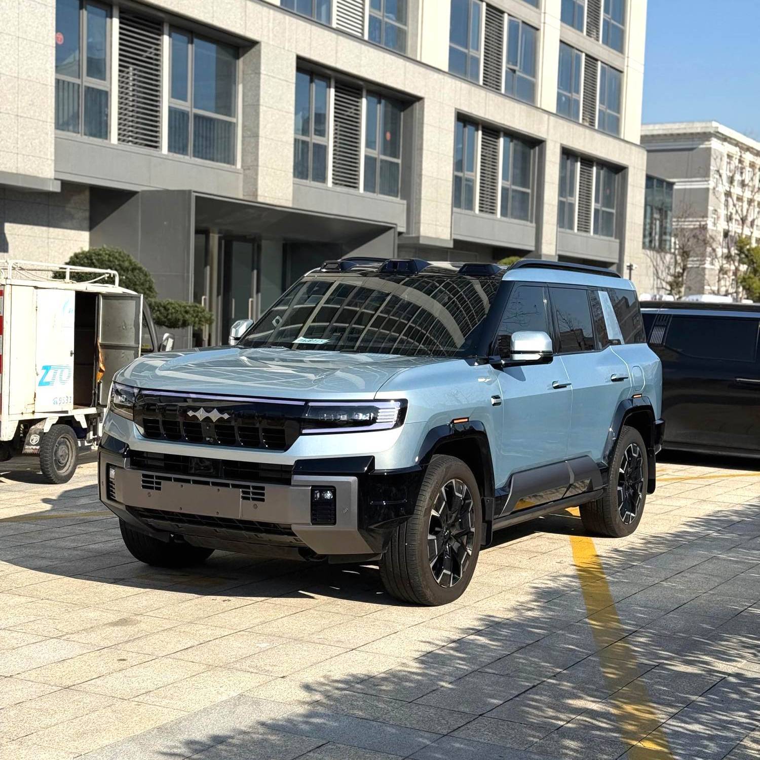 Formula Leopard‌ 2025 Leopard 8 2.0T Stepless Intelligent Brave Flagship Edition 7-seater Automatic Transmission 二手车