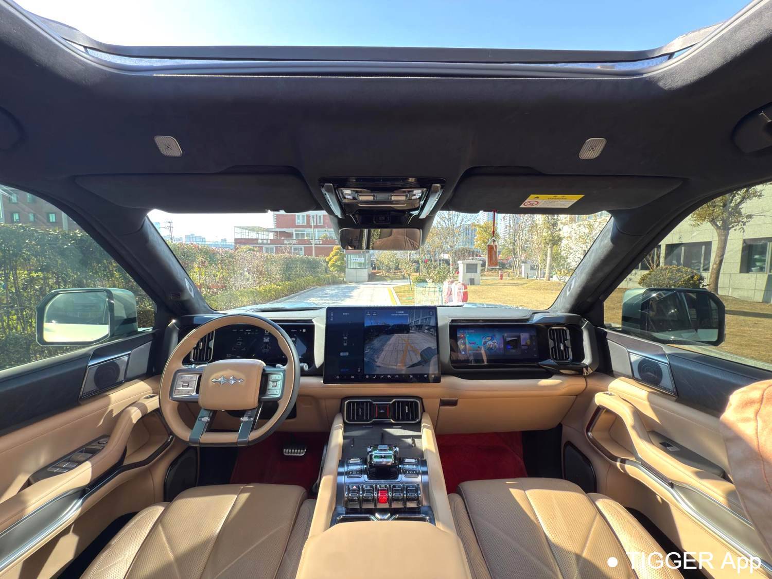 二手Formula Leopard‌ 2025 Leopard 8 2.0T Stepless Intelligent Brave Flagship Edition 7-seater Automatic Transmission