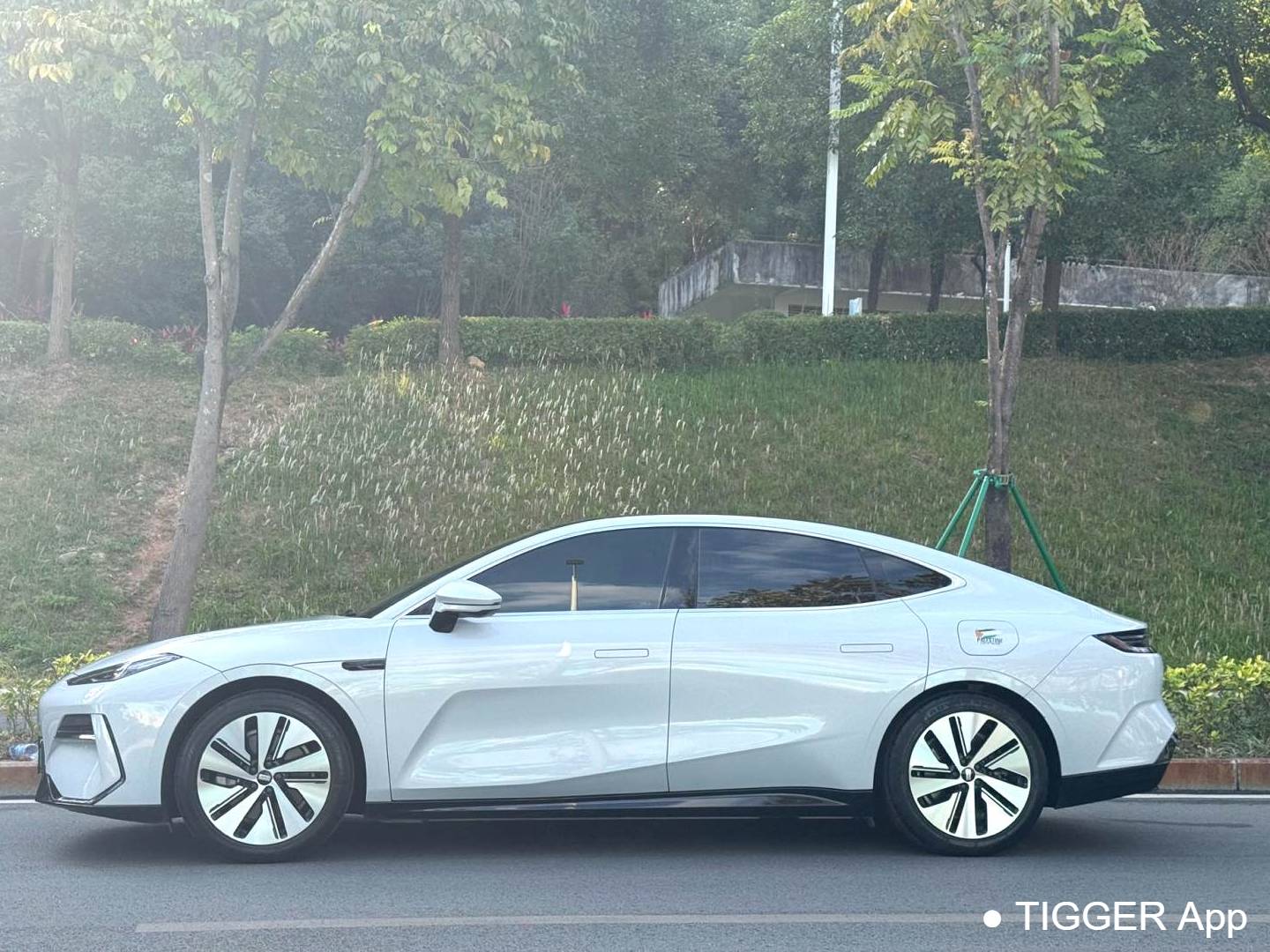 GALAXY 2024 E8 550km PRO Automatic Transmission