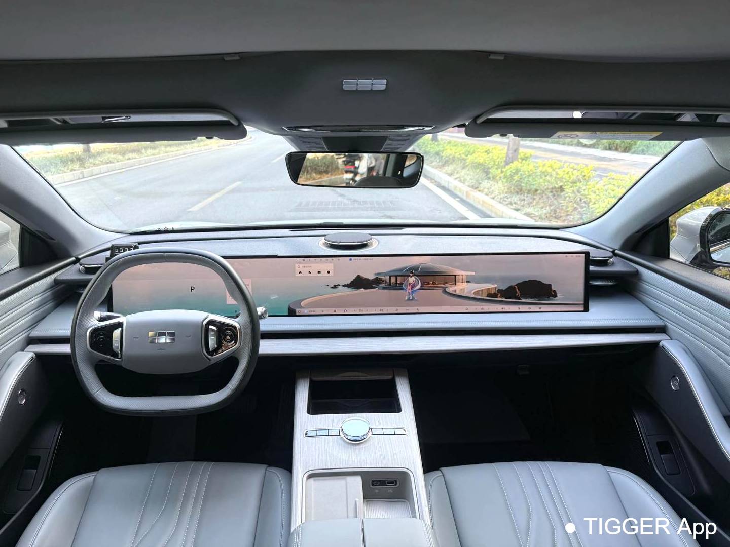 GALAXY 2024 E8 550km PRO Automatic Transmission