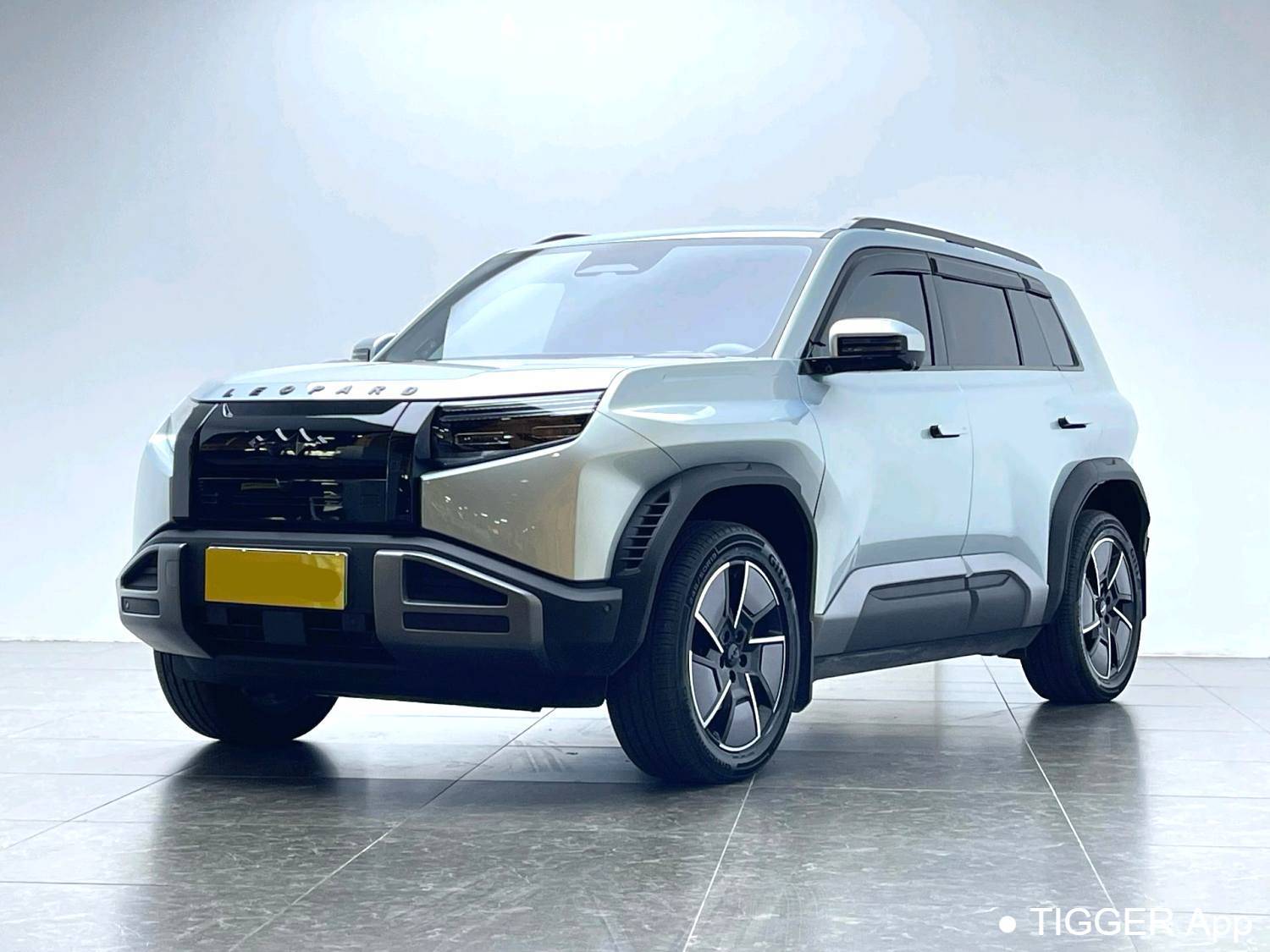 二手Formula Leopard‌ 2025 T3 501KM 4WD Intelligent Driving Max Edition Automatic Transmission