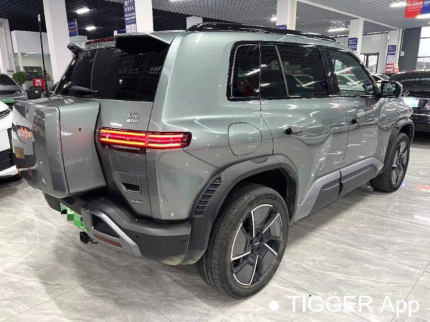 二手Formula Leopard‌ 2025 T3 501KM 4WD Intelligent Driving Max Edition Automatic Transmission