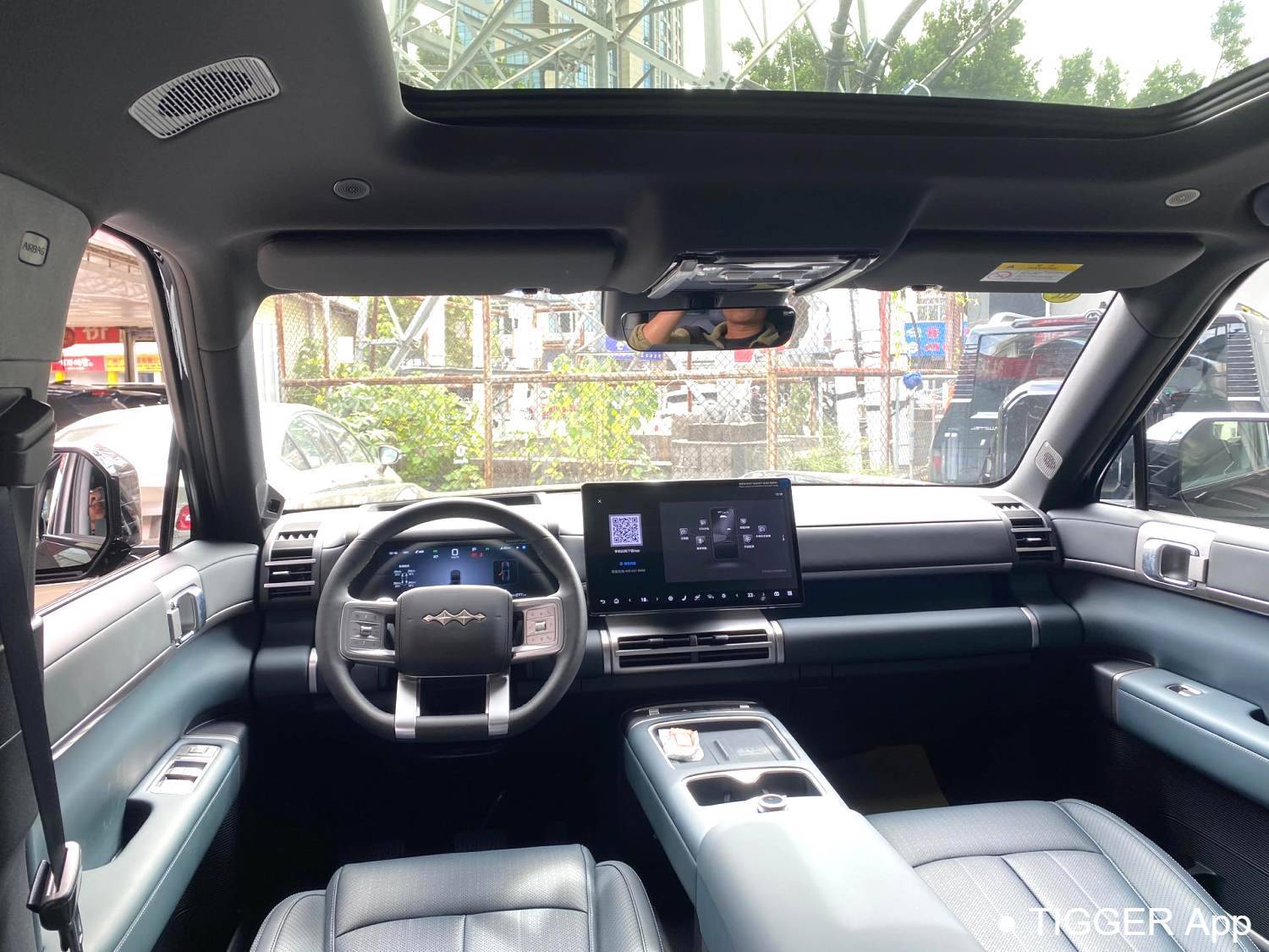 二手Formula Leopard‌ 2025 T7 1.5T Stepless 190KM 4WD Ultra Edition Automatic Transmission