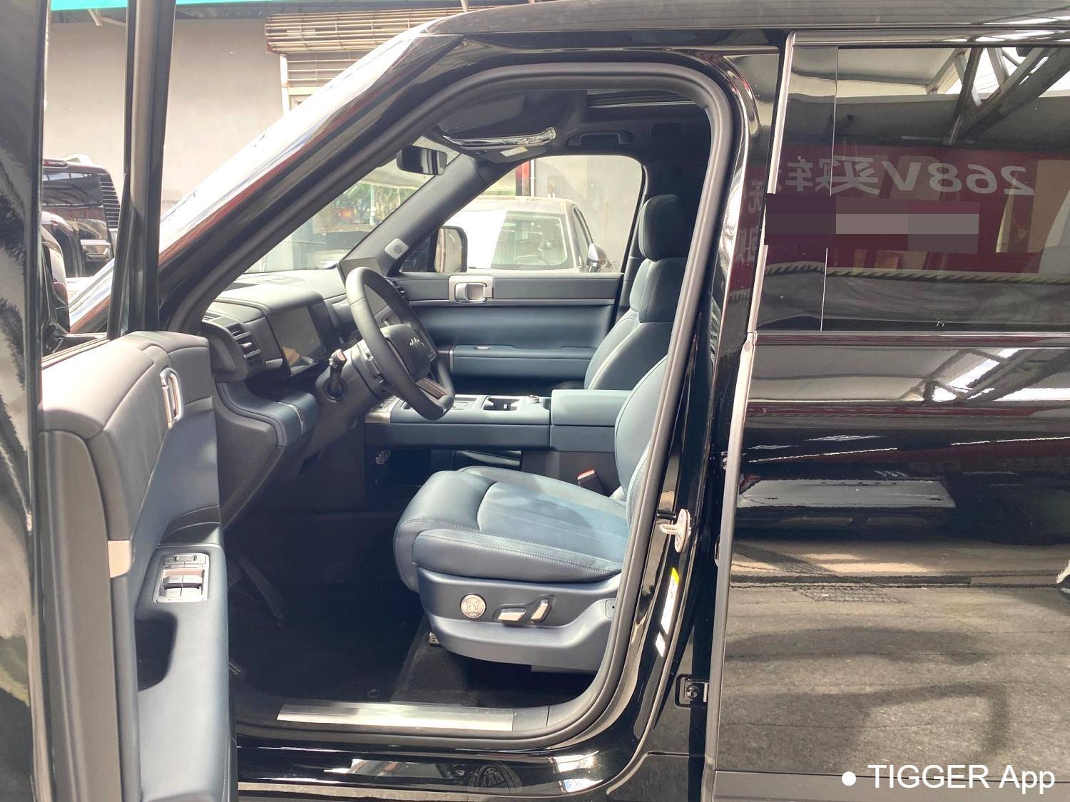 二手Formula Leopard‌ 2025 T7 1.5T Stepless 190KM 4WD Ultra Edition Automatic Transmission