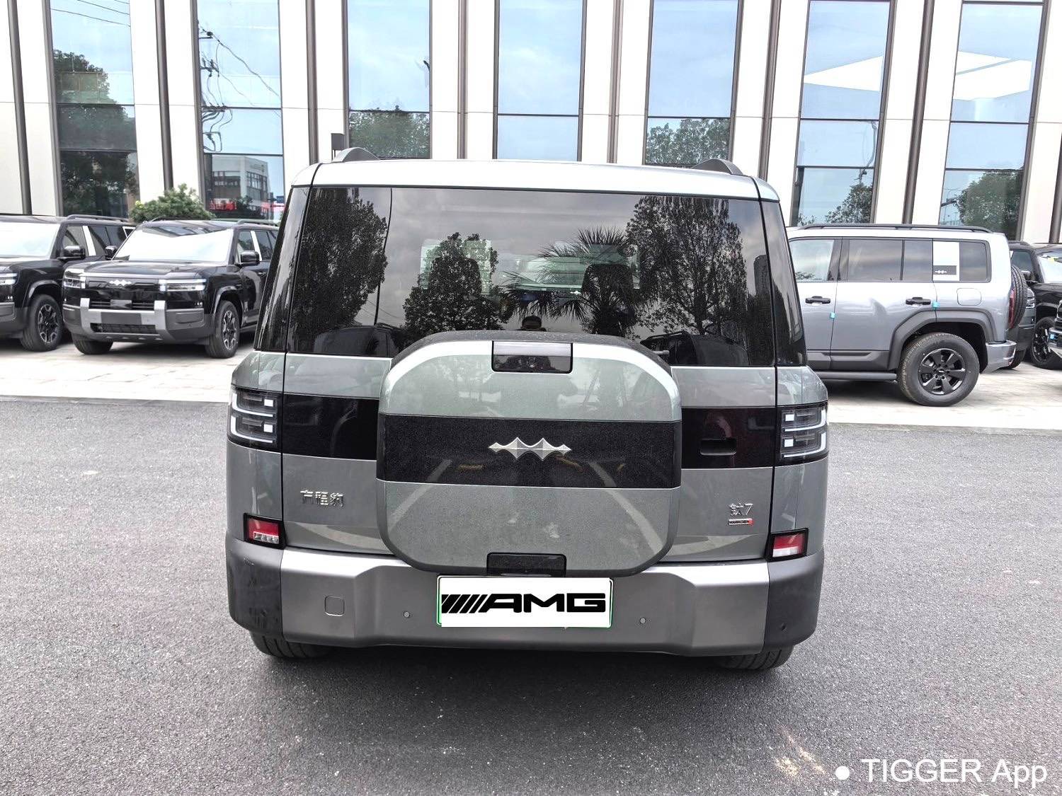 二手Formula Leopard‌ 2025 T7 1.5T Stepless 190KM 4WD Ultra Edition Automatic Transmission