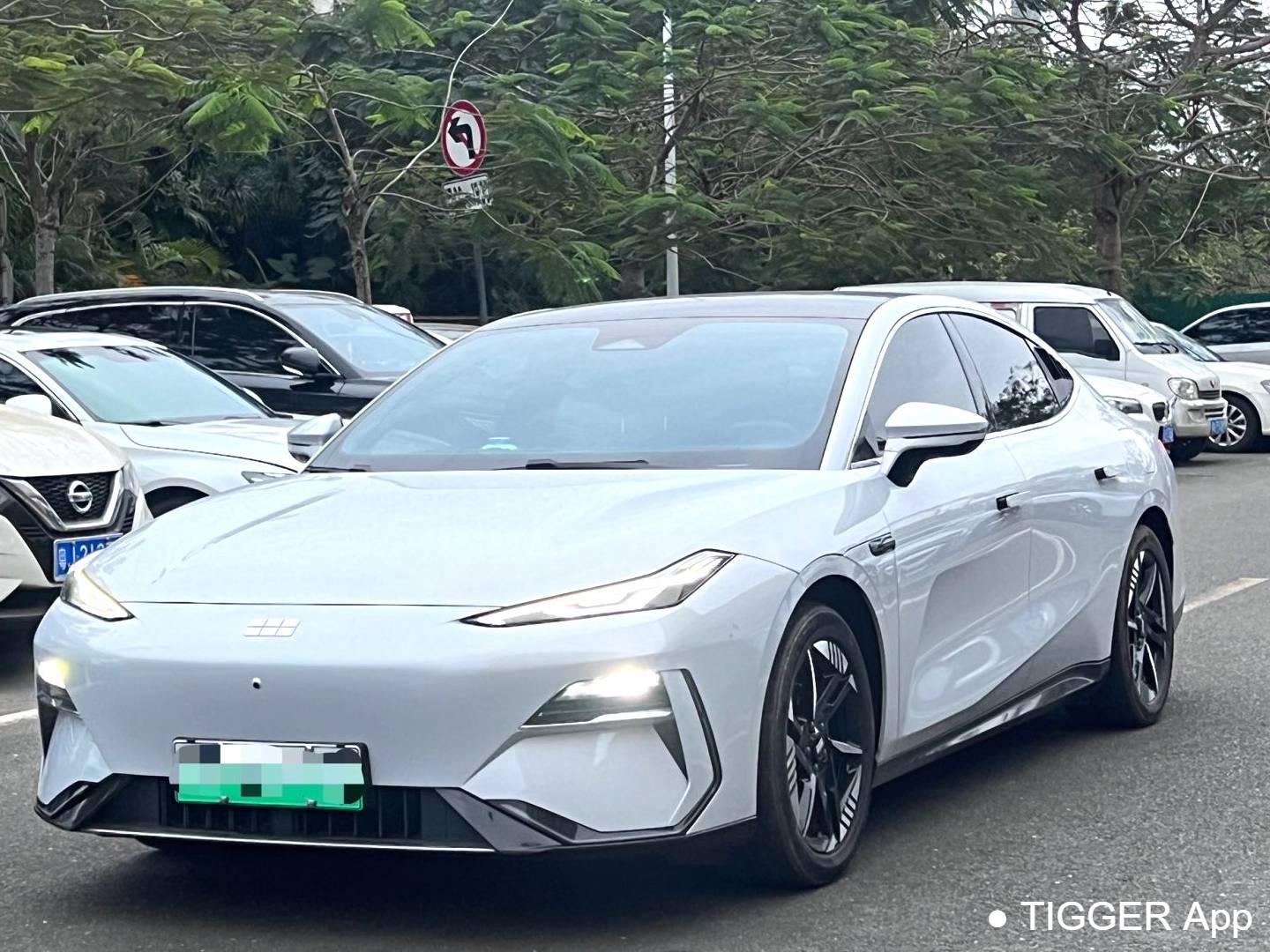 GALAXY 2024 E8 550km PRO Automatic Transmission