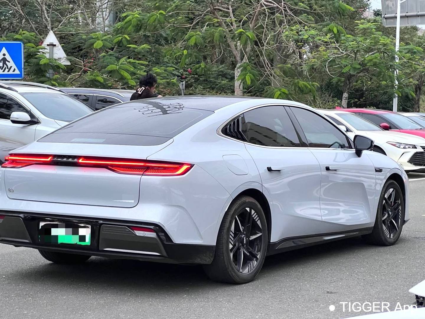 GALAXY 2024 E8 550km PRO Automatic Transmission