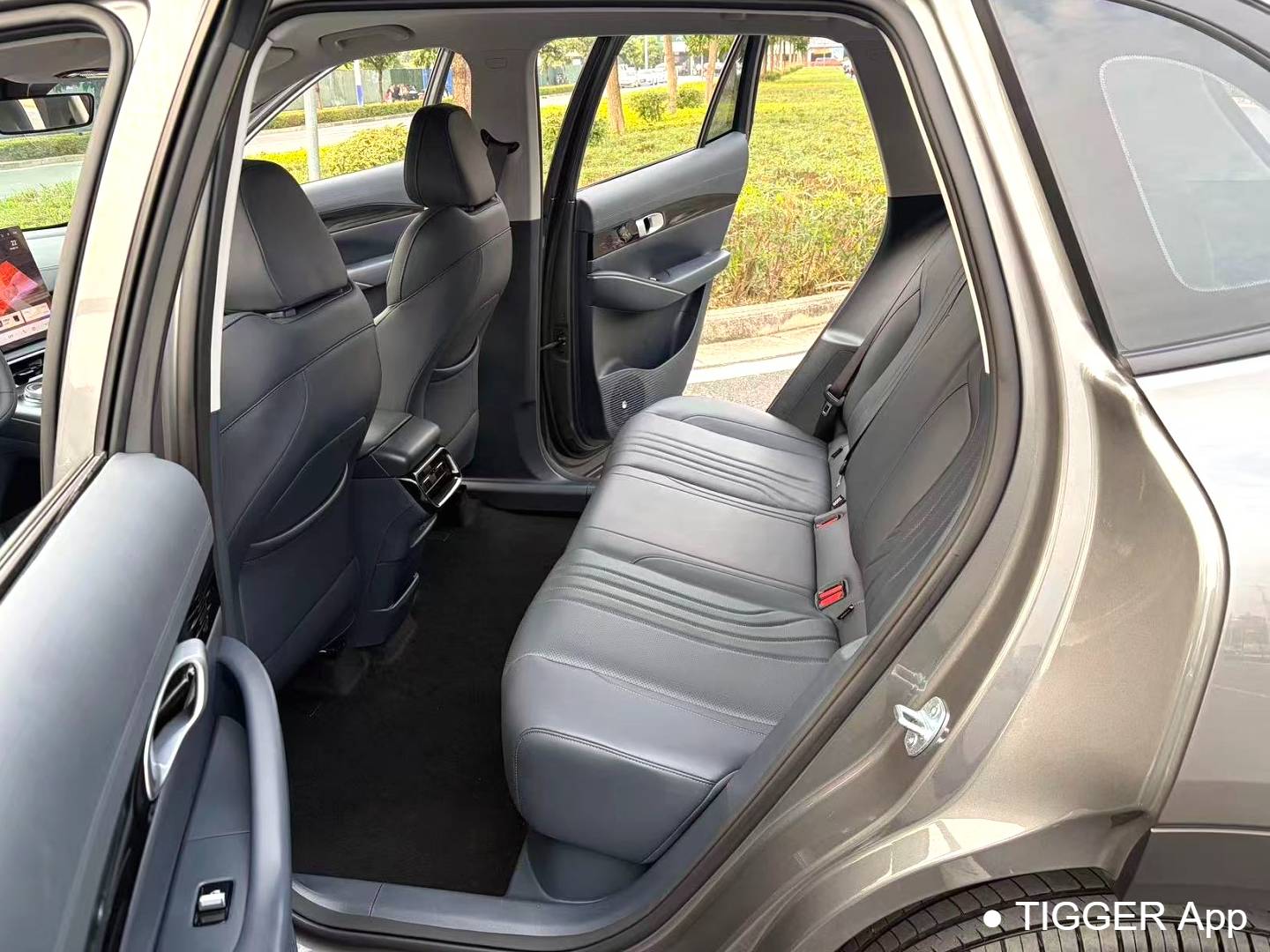 GALAXY 2024 E5 440km Launch Edition Automatic Transmission