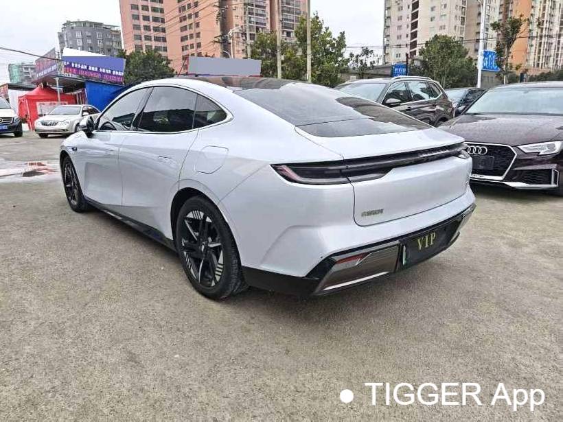 GALAXY 2024 E8 550km PRO Automatic Transmission