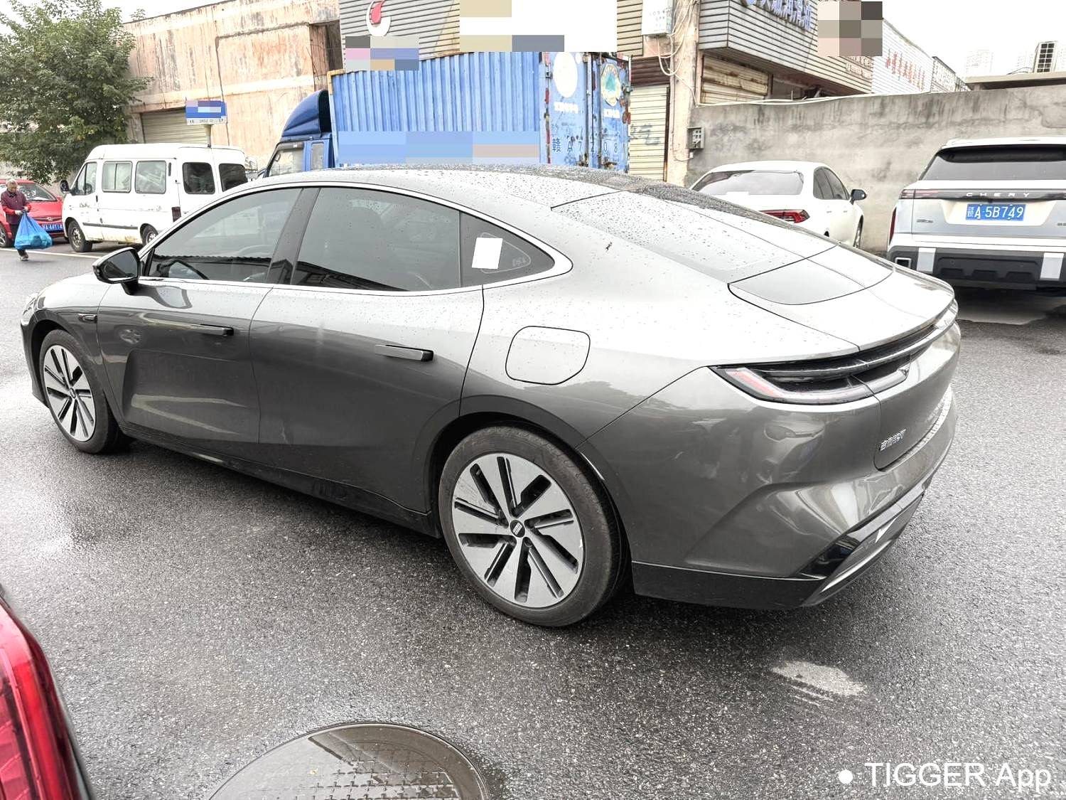 used GALAXY 2024 E8 550km rear wheel drive Longteng version automatic transmission