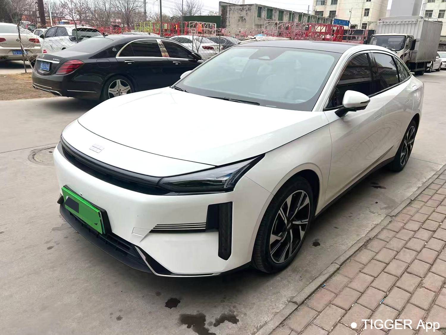 GALAXY 2024 L6 1.5T Longteng Edition 125km PLUS Automatic Transmission