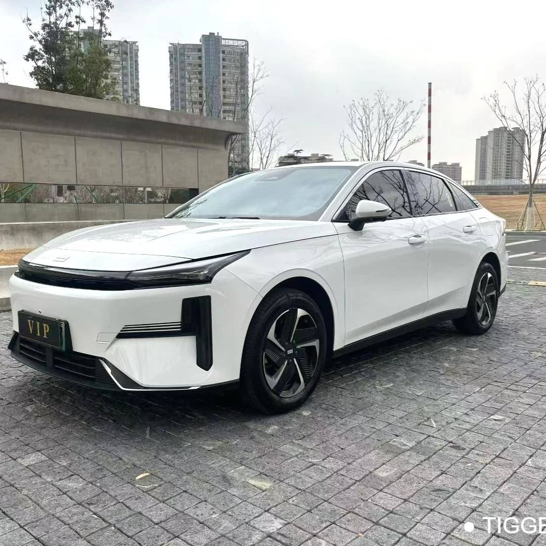 GALAXY 2025 L6 EM-i 1.5 140km Exploration+Edition Automatic Transmission Used Car