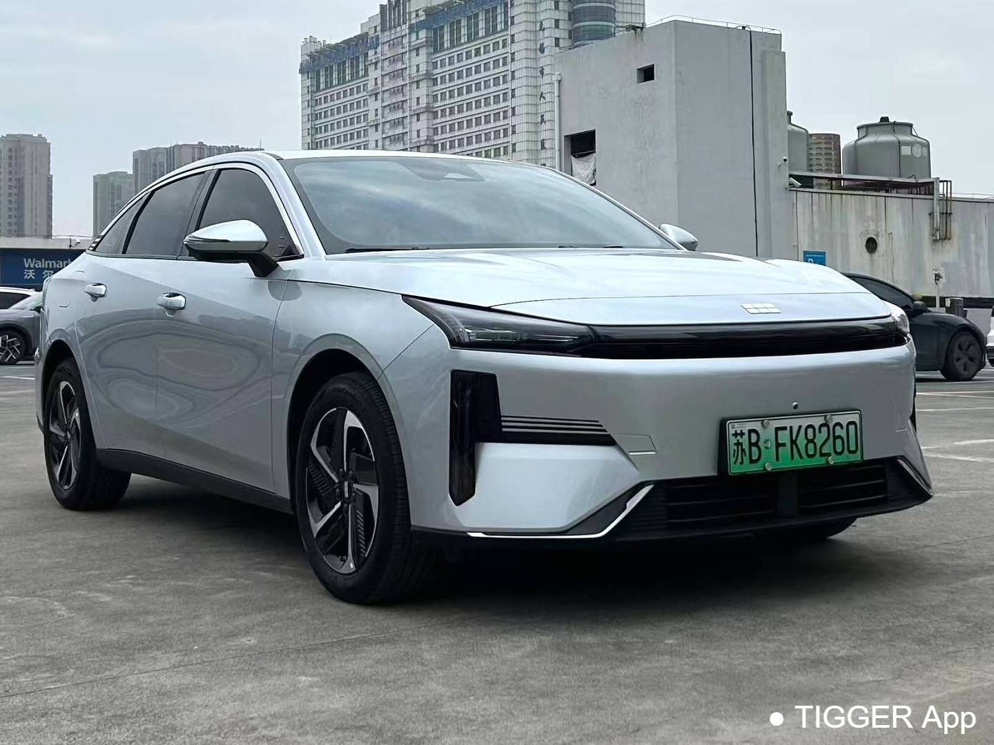 GALAXY 2025 L6 EM-i 1.5 140km Starship Edition Automatic Transmission