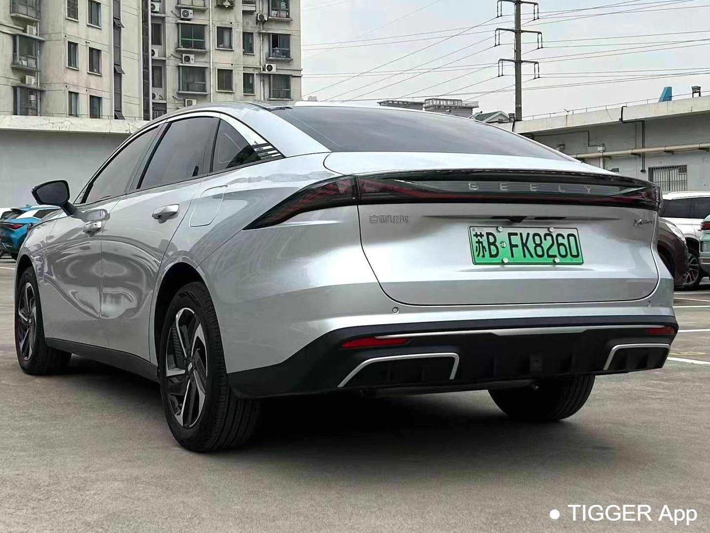 GALAXY 2025 L6 EM-i 1.5 140km Starship Edition Automatic Transmission