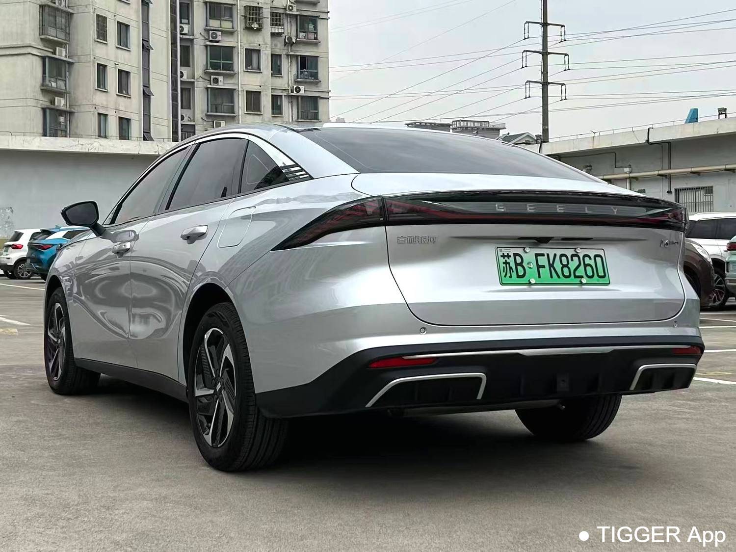 GALAXY 2025 L6 EM-i 1.5 140km Starship Edition Automatic Transmission