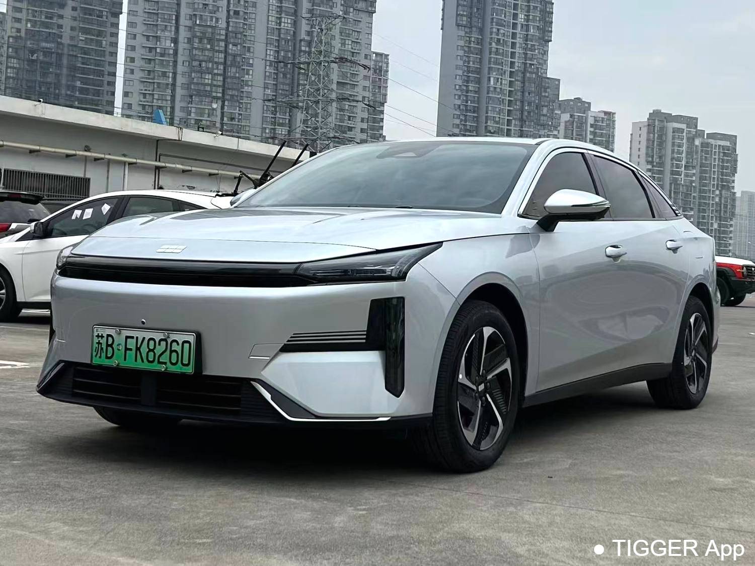 GALAXY 2025 L6 EM-i 1.5 140km Starship Edition Automatic Transmission