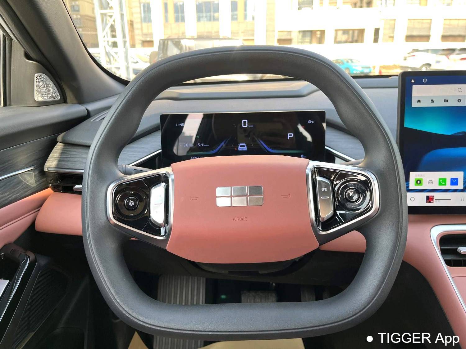 GALAXY 2025 L6 EM-i 1.5 60km Launch Edition Automatic Transmission