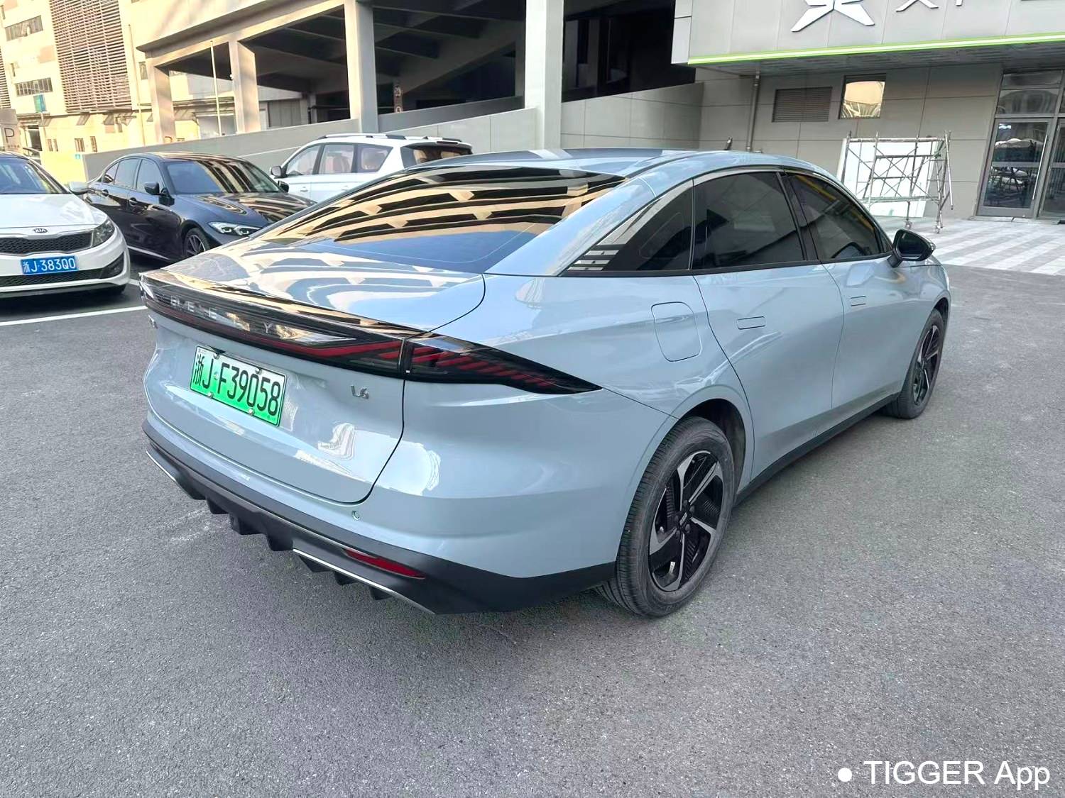  GALAXY 2024 L6 1.5T Longteng Edition 125km PLUS Automatic Transmission