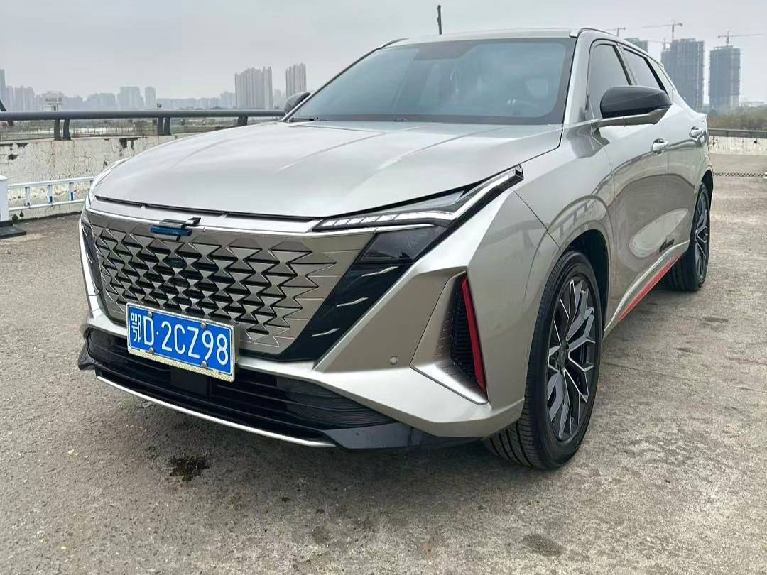 OSHAN 2023 Z6 1.5T Blue Whale Zhiku automatic transmission