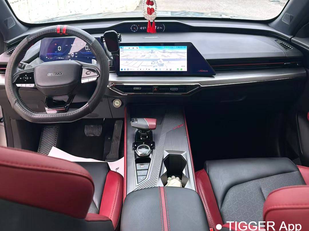 OSHAN 2023 Z6 1.5T Blue Whale Zhiku automatic transmission