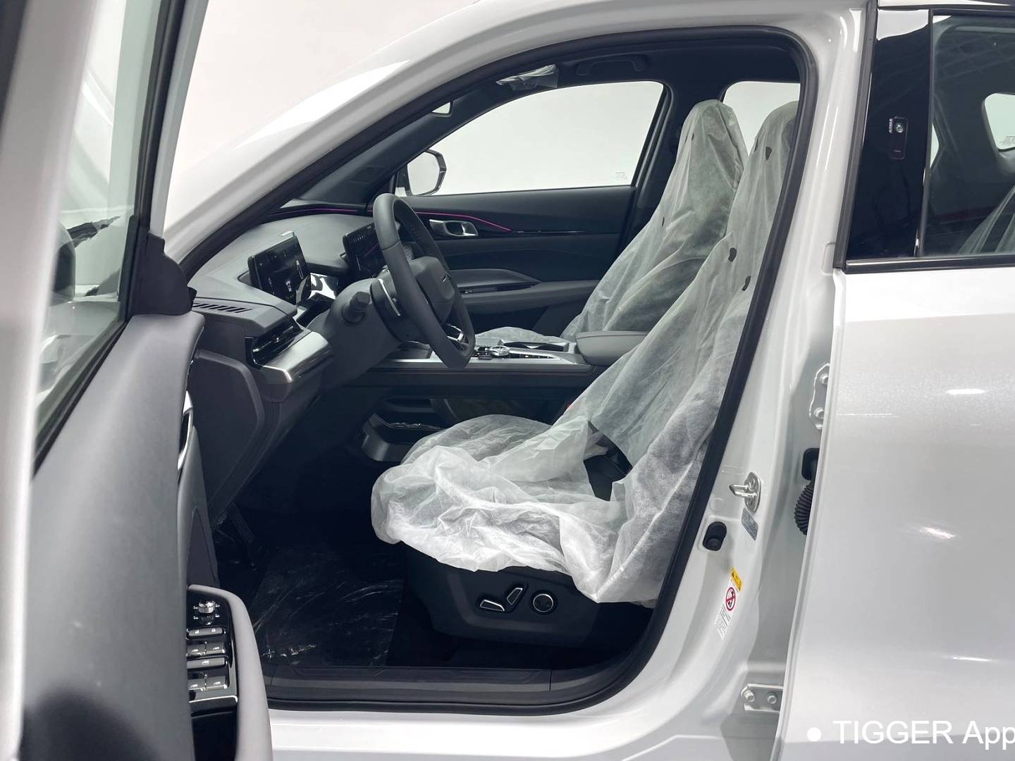 OSHAN 2023 Z6 iDD 1.5T three clutch 150KM flagship PLUS intelligent parking version automatic transmission