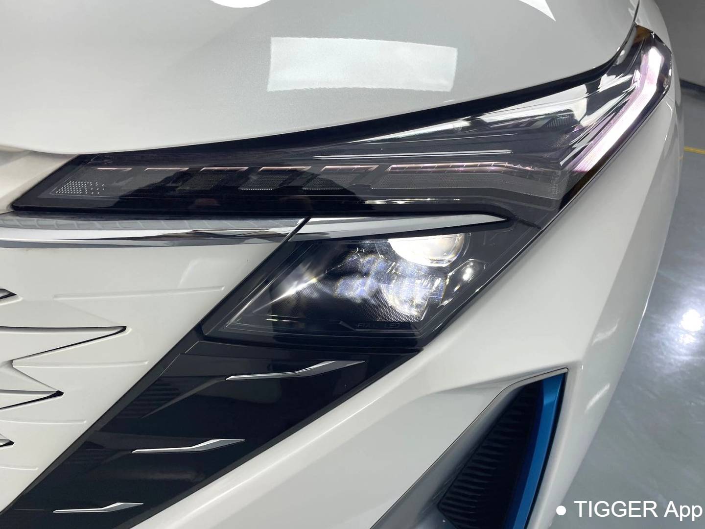 OSHAN 2023 Z6 iDD 1.5T three clutch 150KM flagship PLUS intelligent parking version automatic transmission