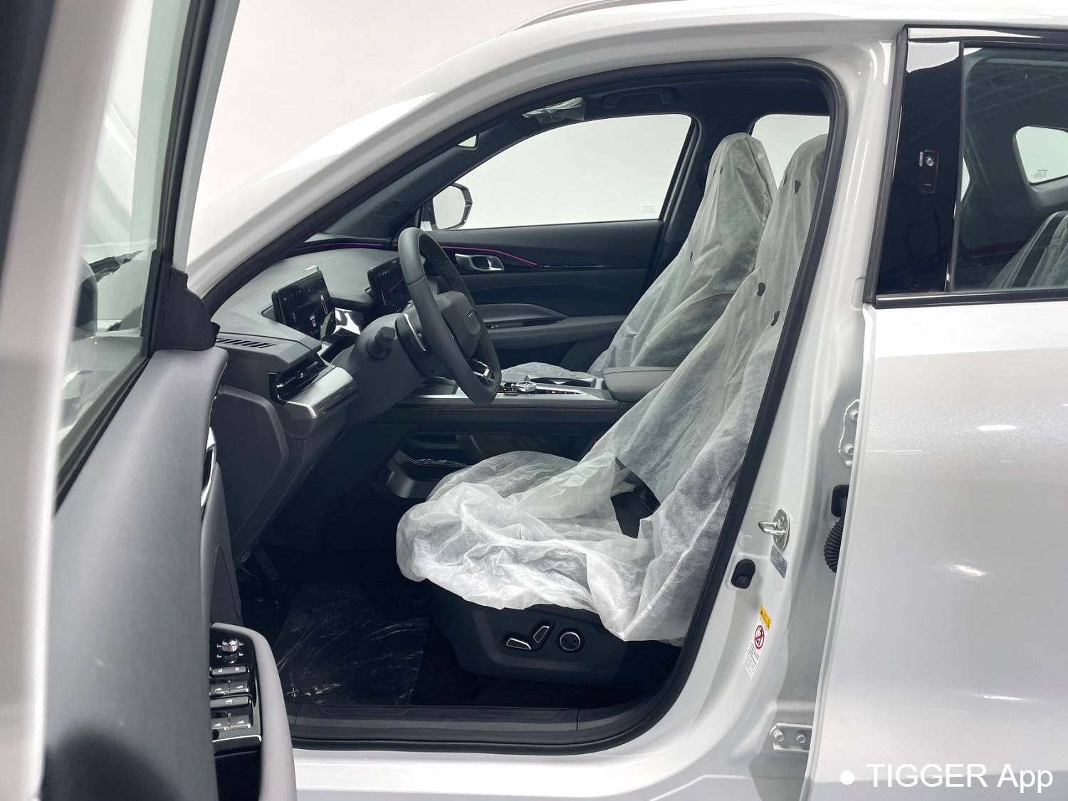 OSHAN 2023 Z6 iDD 1.5T three clutch 150KM flagship PLUS intelligent parking version automatic transmission