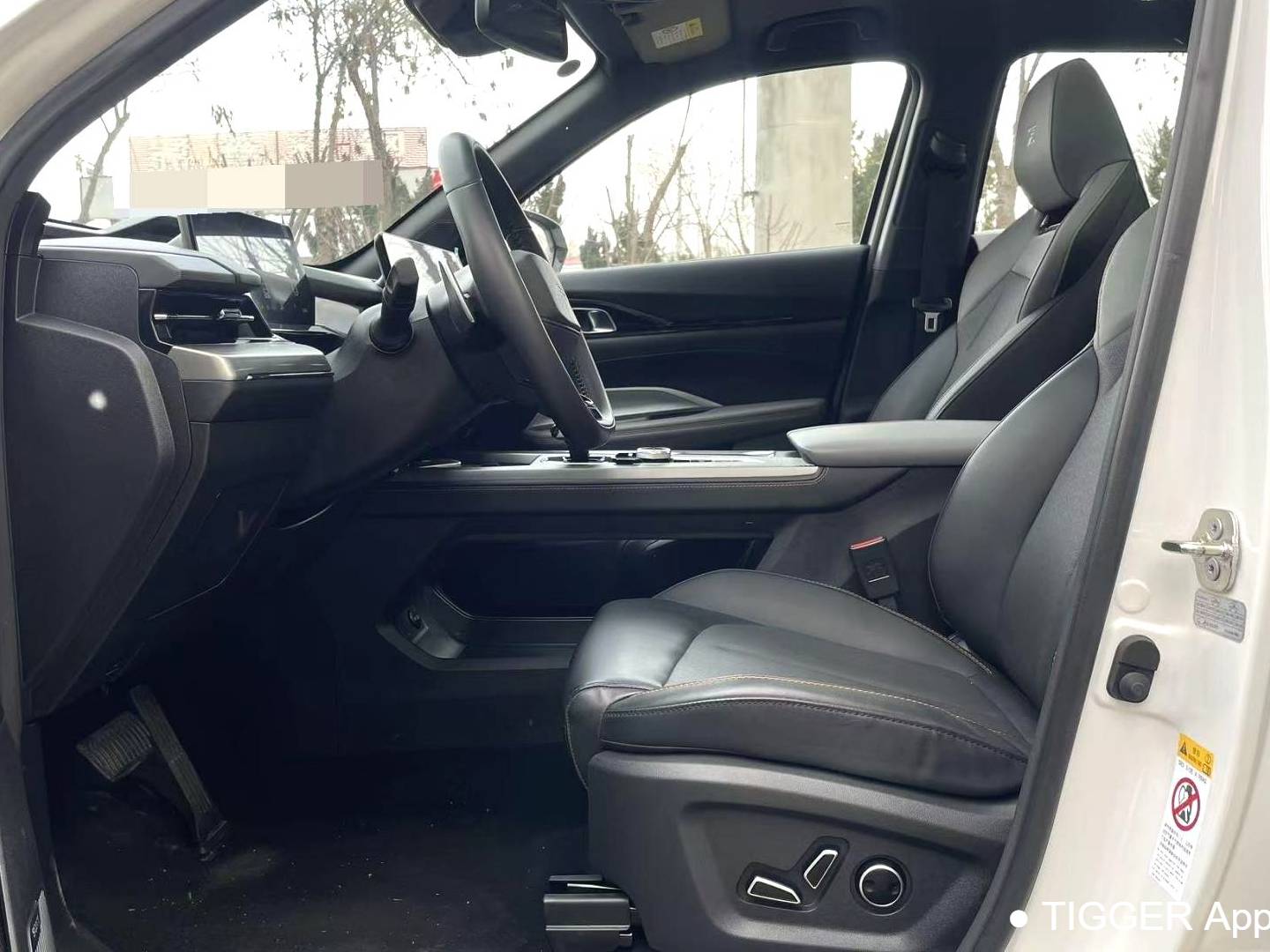 OSHAN 2023 Z6 iDD 1.5T three clutch 150KM flagship PLUS intelligent parking version automatic transmission