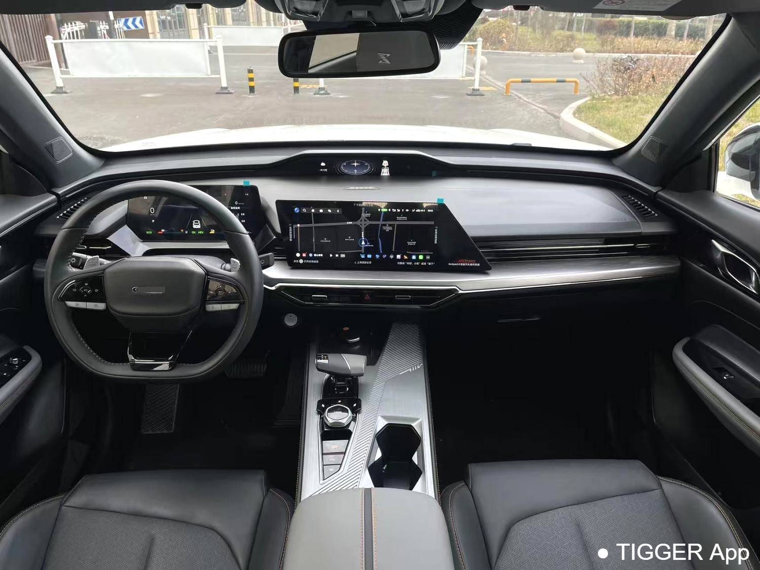 OSHAN 2023 Z6 iDD 1.5T three clutch 150KM flagship PLUS intelligent parking version automatic transmission