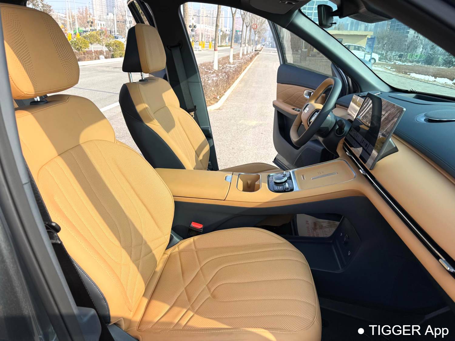 GALAXY 2025 L7 EM-i 1.5 115km Exploration Edition Automatic Transmission