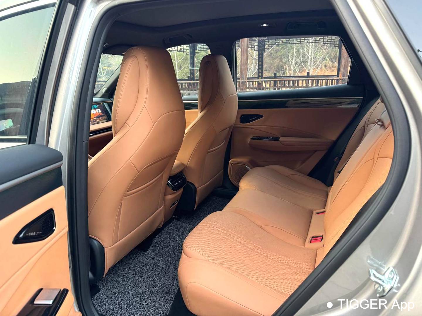 GALAXY 2025 L7 EM-i 1.5 115km Exploration+Edition Automatic Transmission