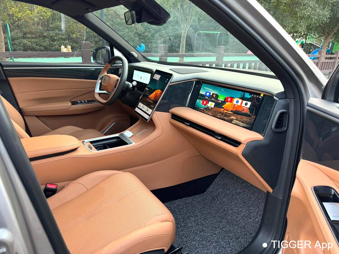 GALAXY 2025 L7 EM-i 1.5 115km Exploration+Edition Automatic Transmission