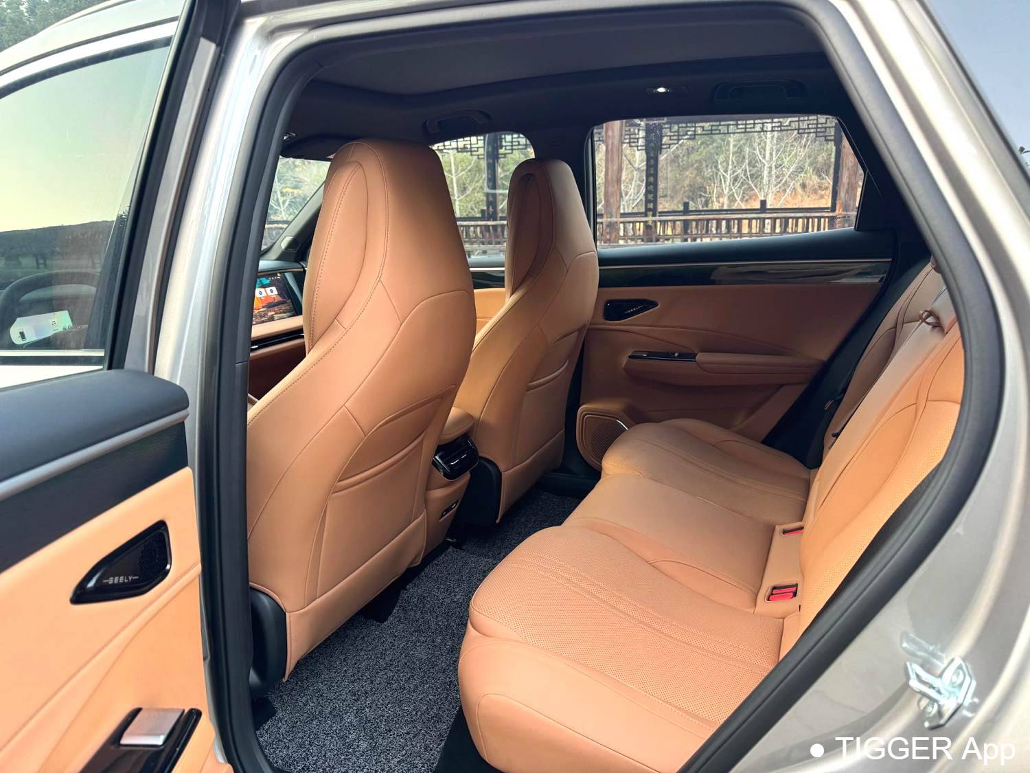 GALAXY 2025 L7 EM-i 1.5 115km Exploration+Edition Automatic Transmission