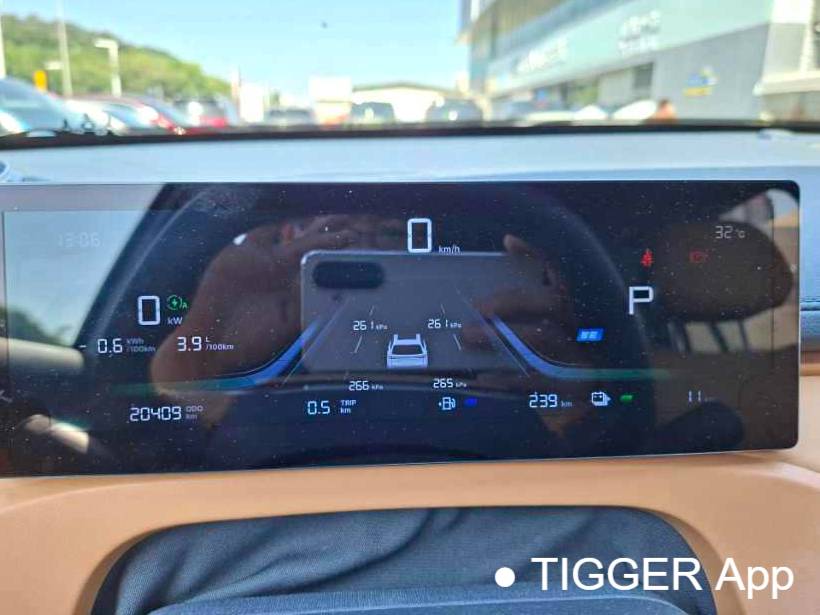 GALAXY  2025 Starray 7 EM-i 1.5 120km Voyage+Automatic Transmission Edition