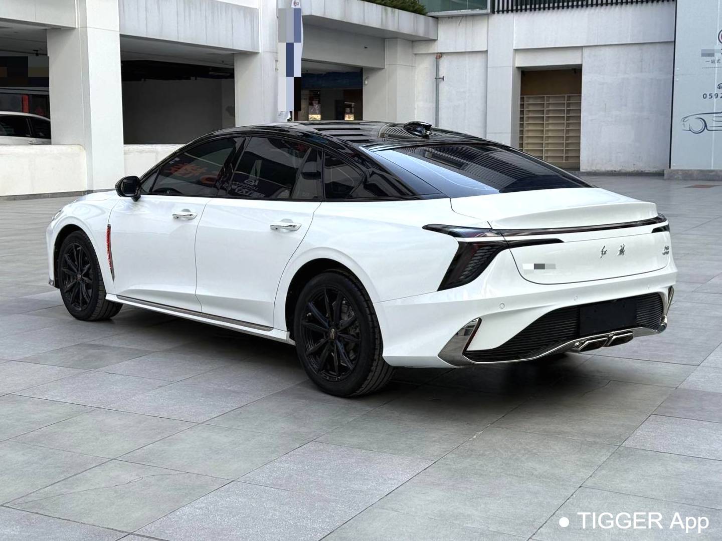 Hong Qi 2023 H6 2.0T Zhishang Edition Automatic Transmission