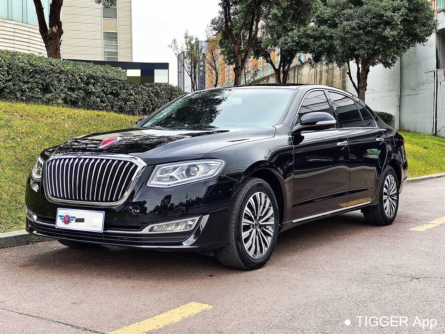 Hong Qi 2021 H7 1.8T 35T Official Edition Automatic Transmission