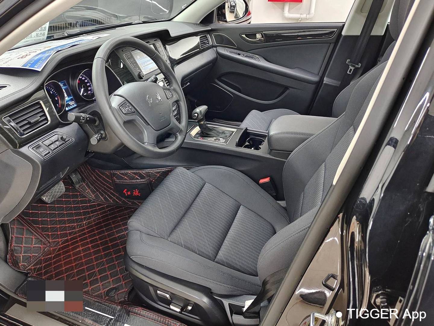 Hong Qi 2021 H7 1.8T 35T Official Edition Automatic Transmission